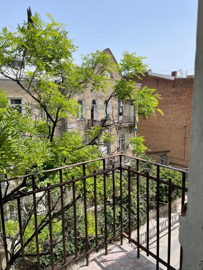 Guest House Third Floor Tiflis Exterior foto