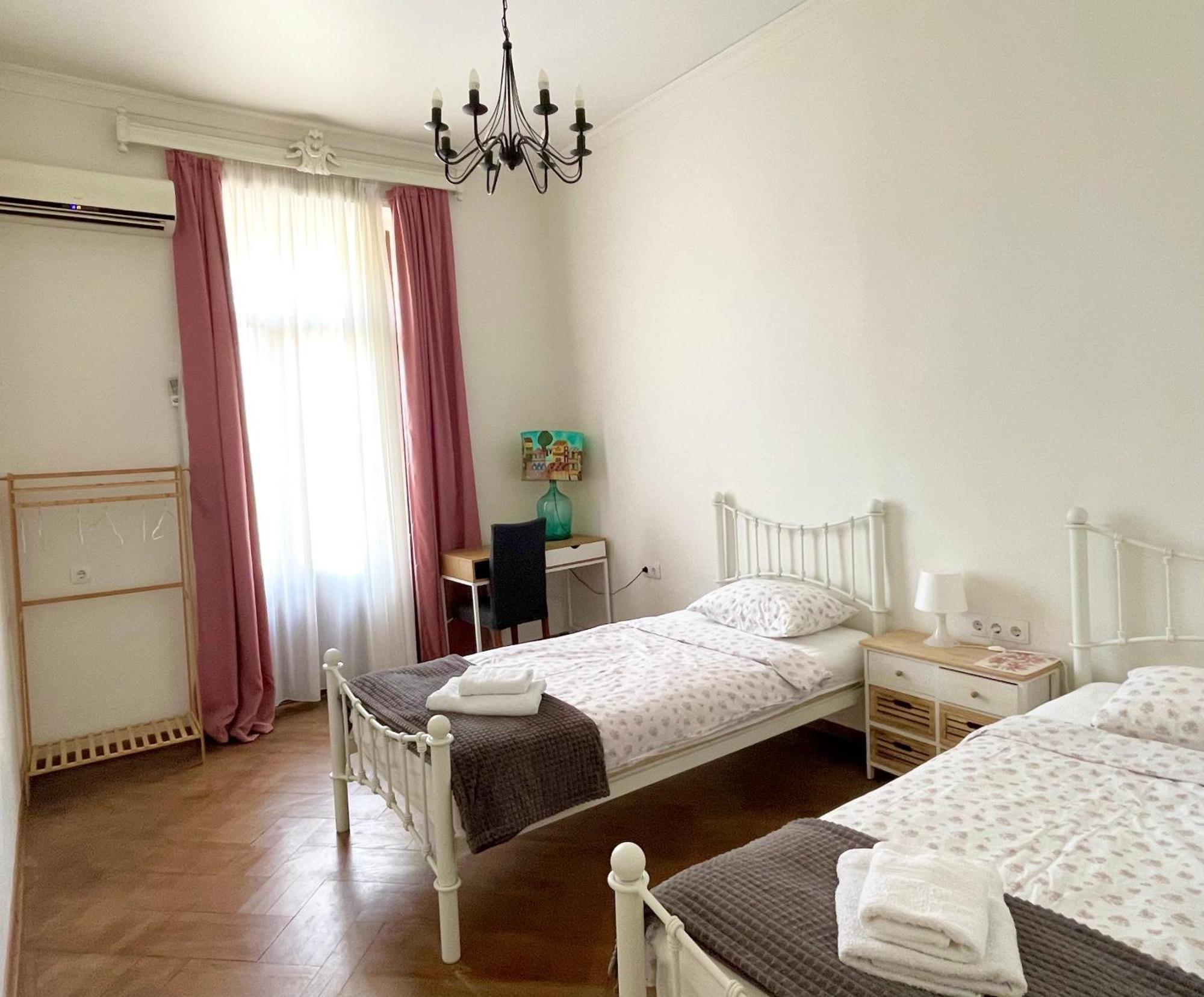 Guest House Third Floor Tiflis Exterior foto