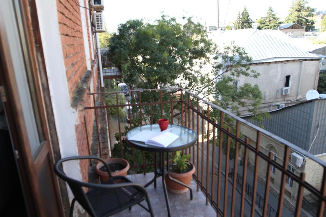 Guest House Third Floor Tiflis Exterior foto
